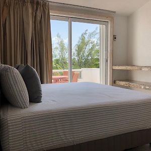 4Br Beachfront Beautiful House By Solmar Rentals